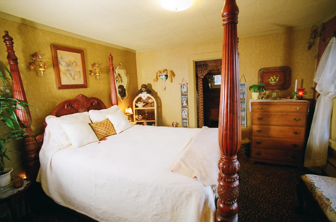 Chittenden House Bed And Breakfast ซีแอตเทิล ภายนอก รูปภาพ